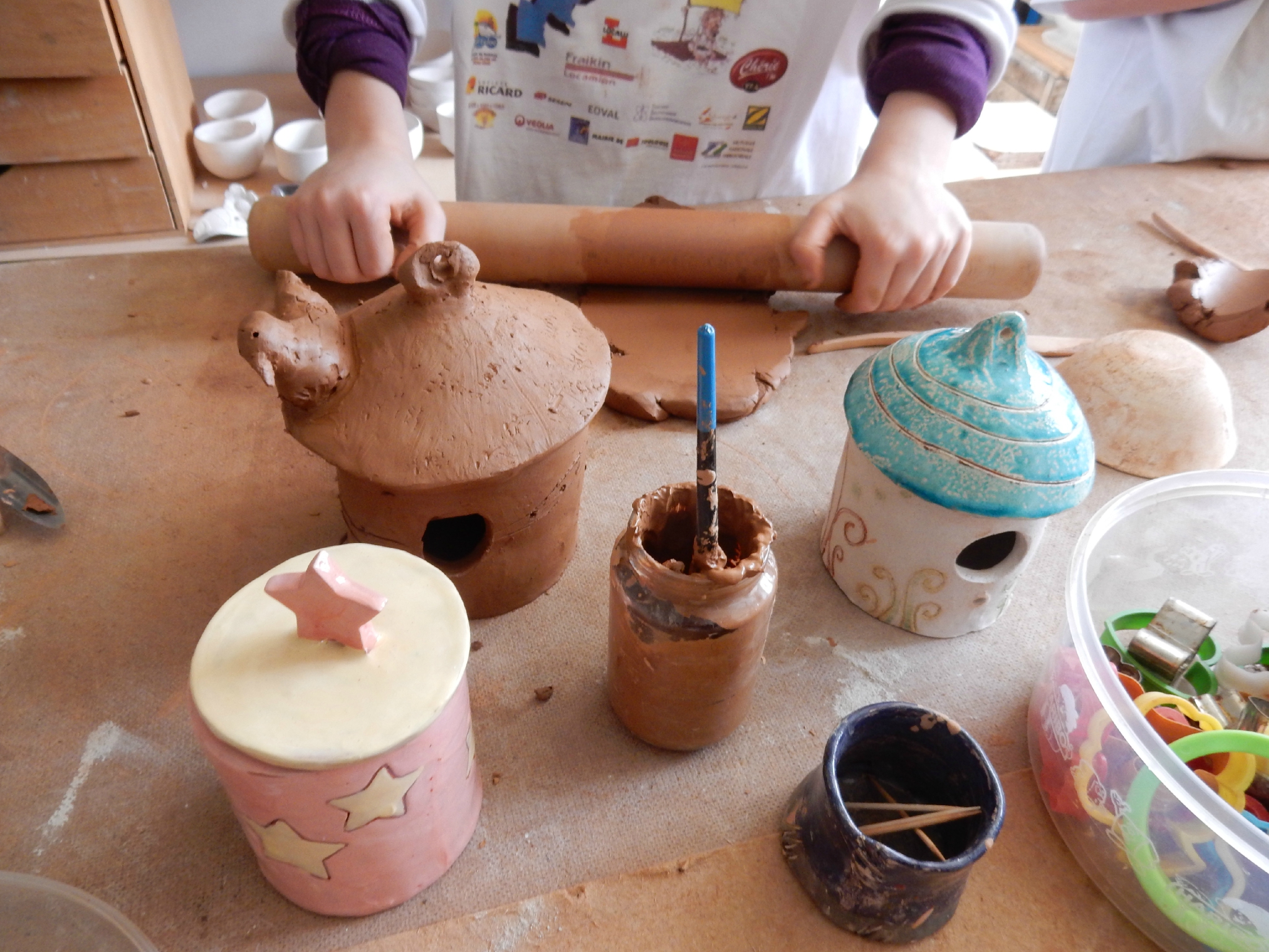 Atelier de poterie enfant